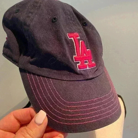 Los Angeles Dodgers children’s cap with‎ adjustable strap - Picture 1 of 6